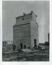 Construction of John Matthiesen's Elevator, ca. 1907
