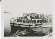 Kate Gibson took this last year - typical crowd on the daily cruise