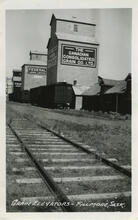 Grain elevators, Fillmore, Sask.