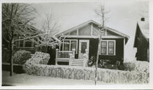 [House in the winter]