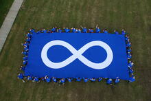 Infinity Flag from Crane (6)