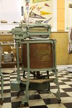 [Beatty Bros Limited wringer washer]