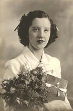 Louva Barber